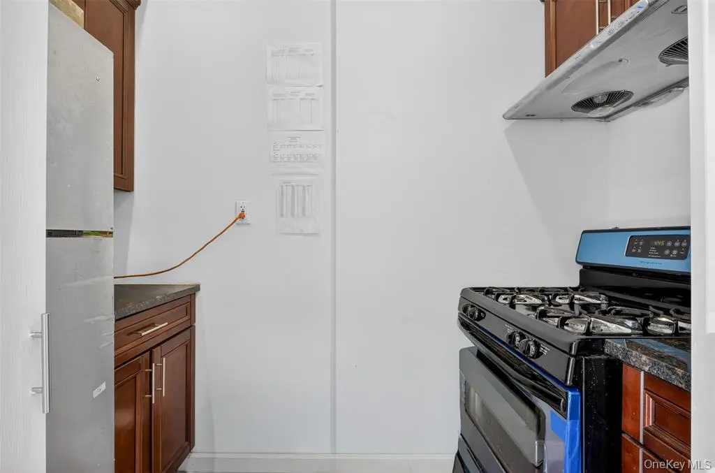 MLS#1003068 Elmhurst 房源照片 13 / listing photo 13