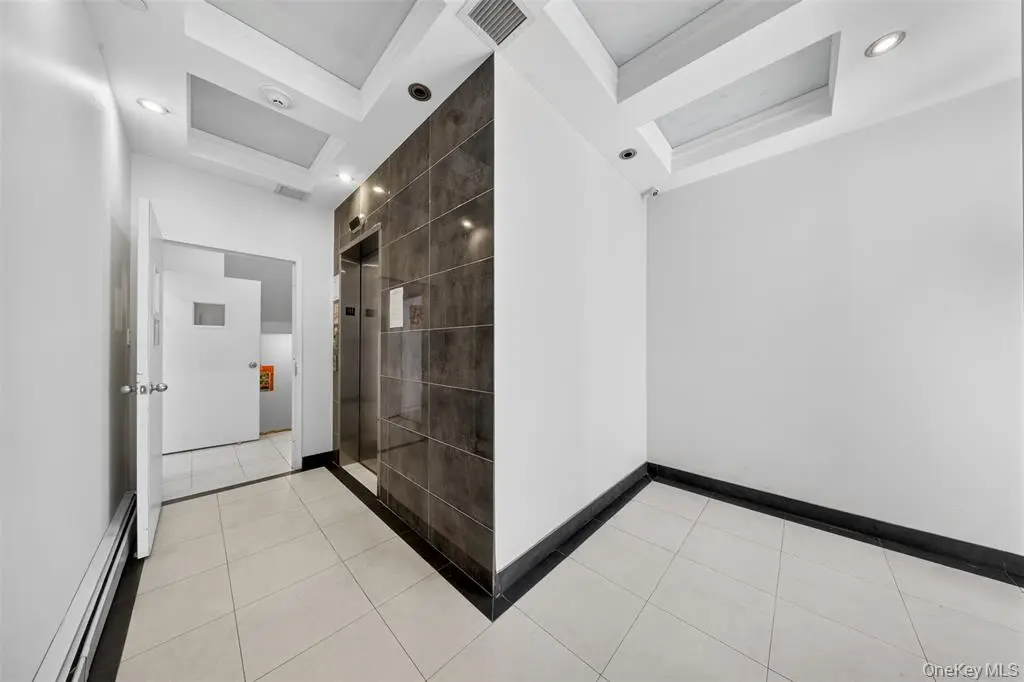 MLS#1003068 Elmhurst 房源照片 17 / listing photo 17