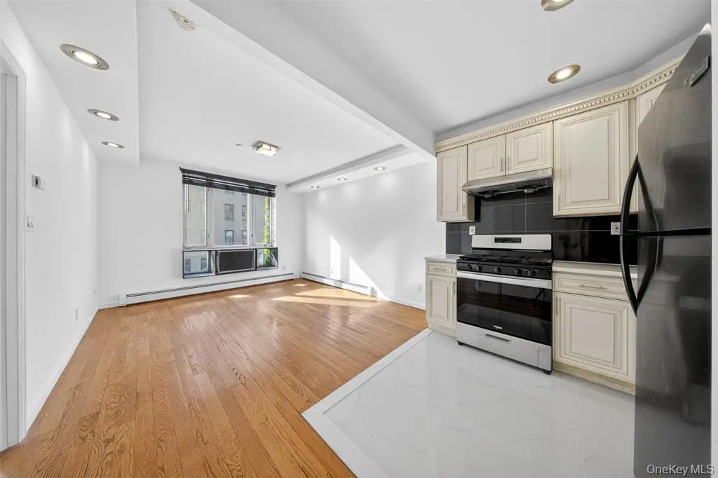 MLS#1003068 Elmhurst 房源照片 27 / listing photo 27