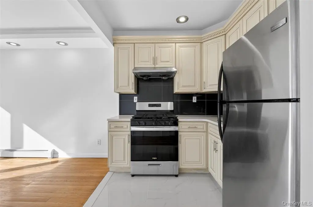 MLS#1003068 Elmhurst 房源照片 30 / listing photo 30