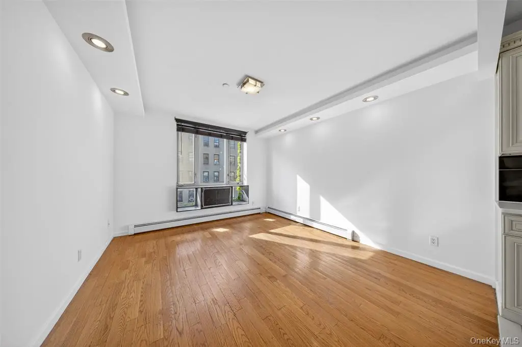 MLS#1003068 Elmhurst 房源照片 32 / listing photo 32