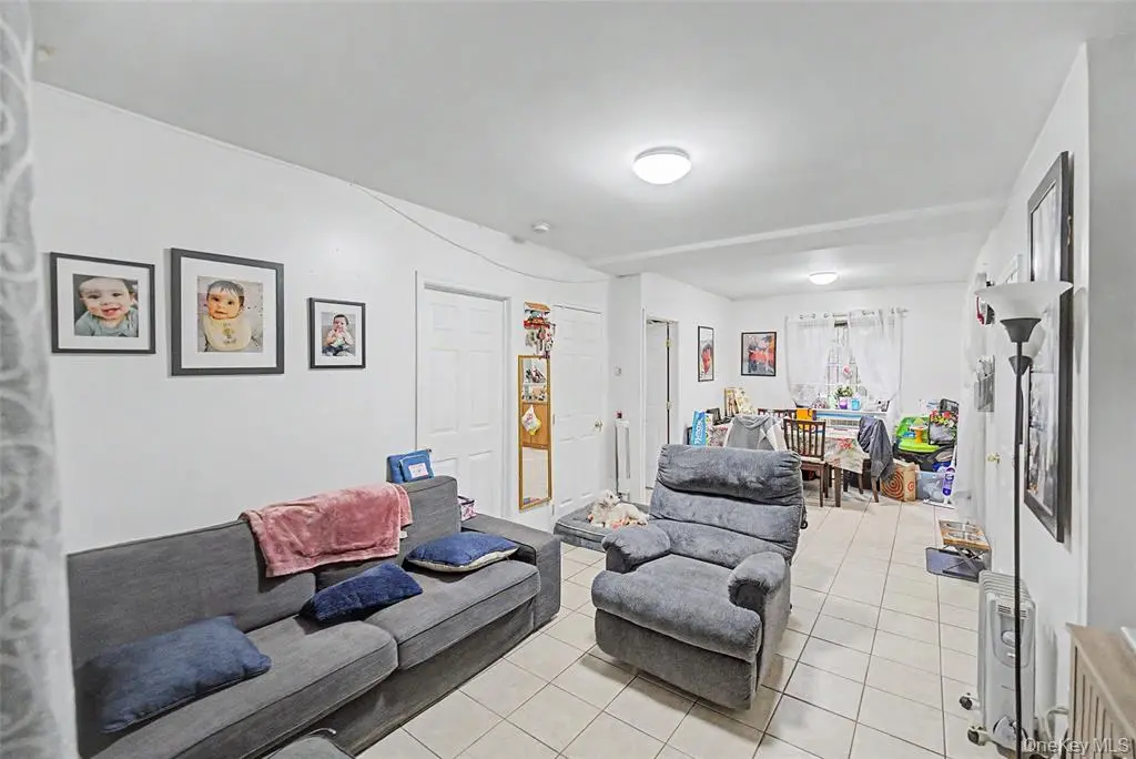 MLS#1017434 Elmhurst 房源照片 3 / listing photo 3