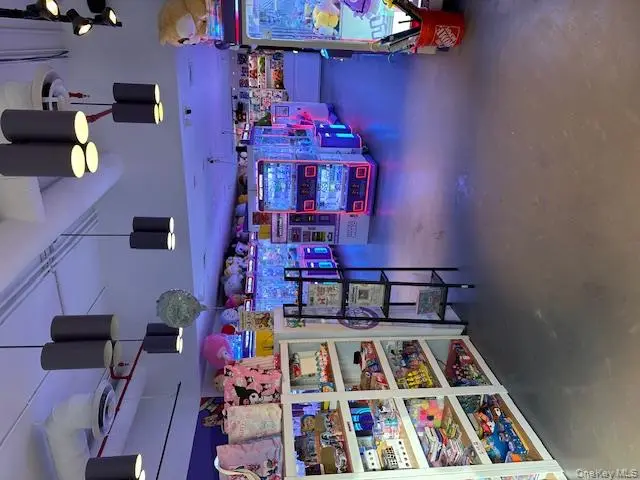 MLS#965691 Elmhurst 房源照片 2 / listing photo 2