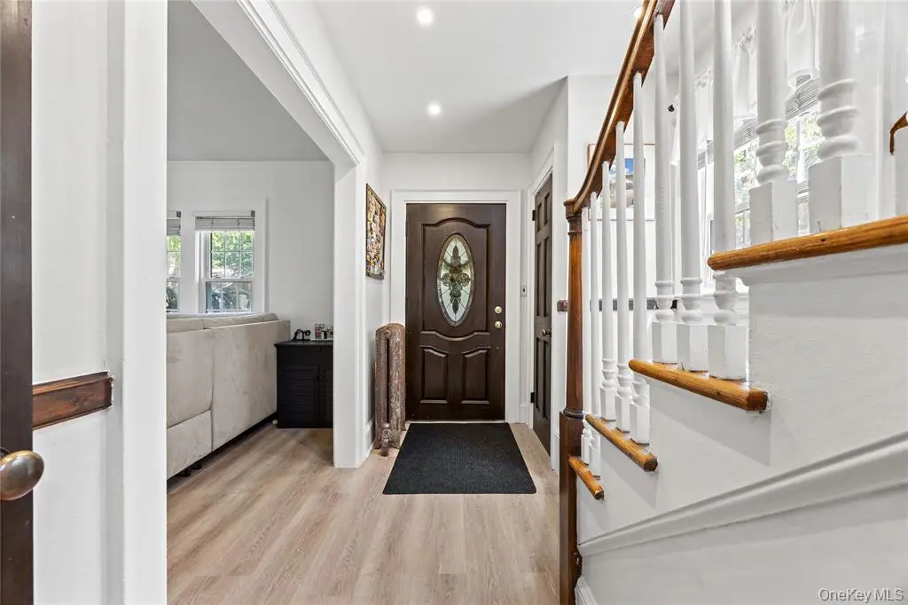 Floral Park MLS#1017856 property listing photo 8