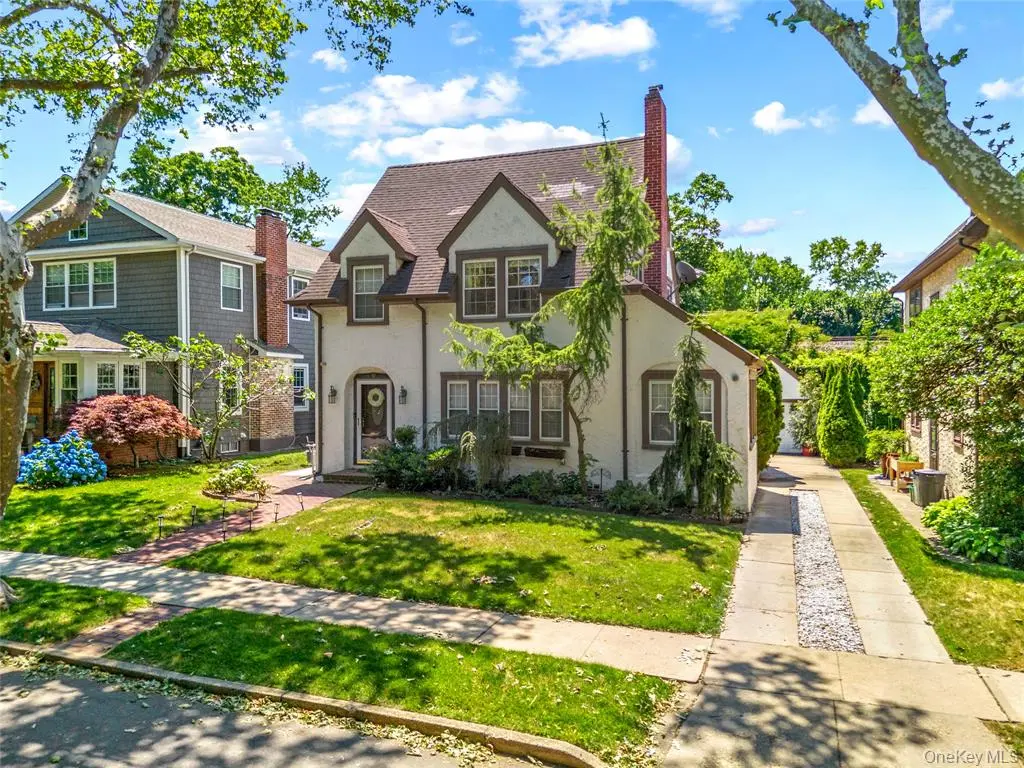 Floral Park MLS#1017856 property listing photo 12