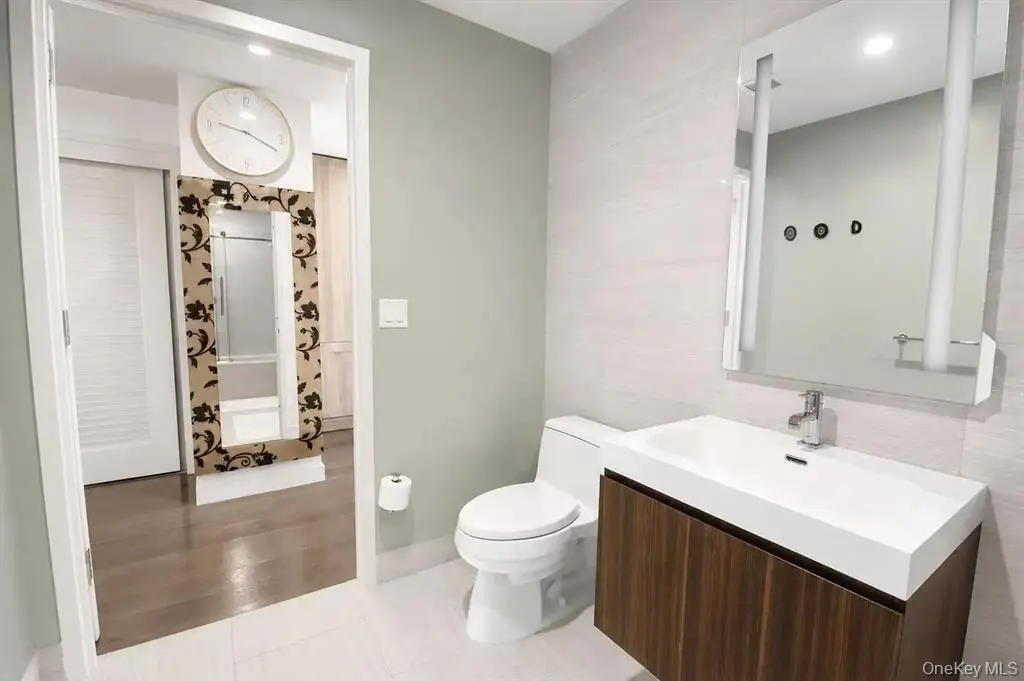 Flushing MLS#1005372 property listing photo 10