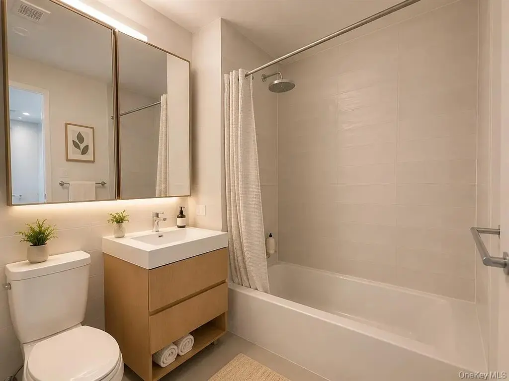 Flushing MLS#1025505 property listing photo 5
