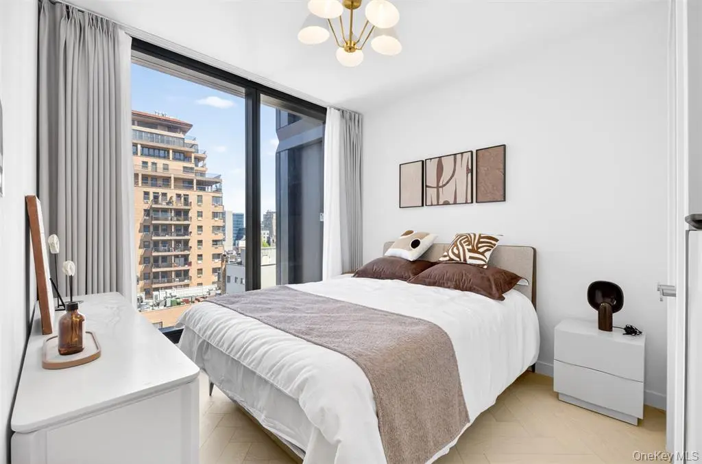 Flushing MLS#994307 property listing photo 6
