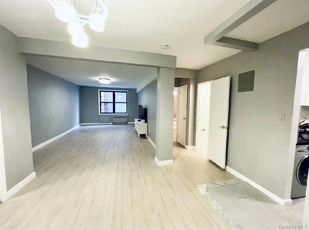 Flushing MLS#1000828 property listing photo 2