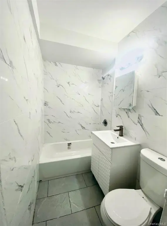 Flushing MLS#1000828 property listing photo 8
