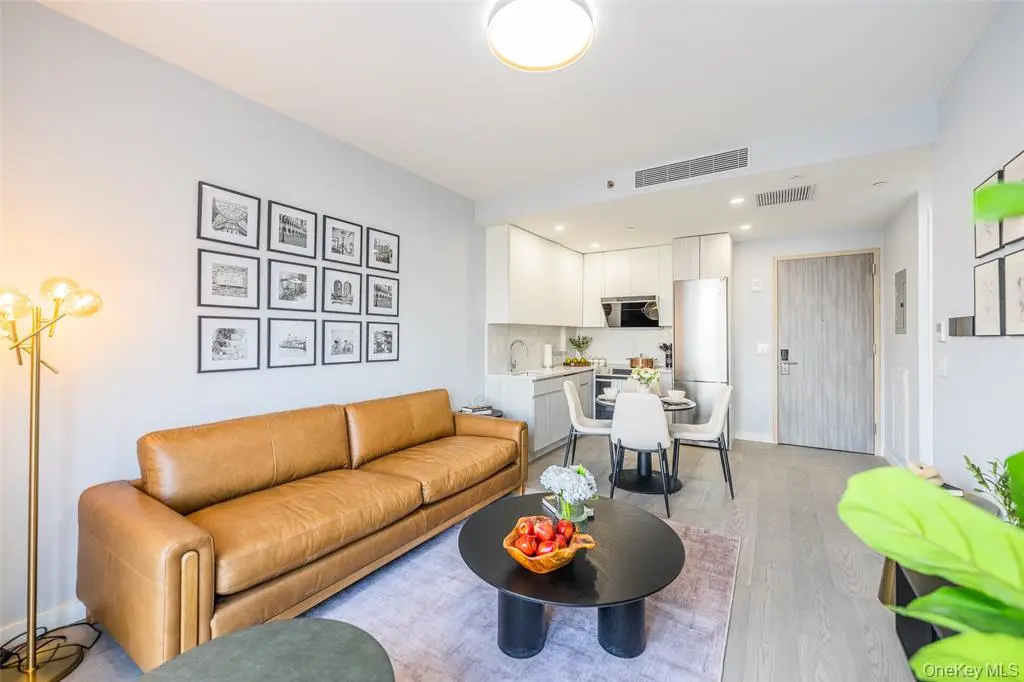 Flushing MLS#1042401 property listing photo 16