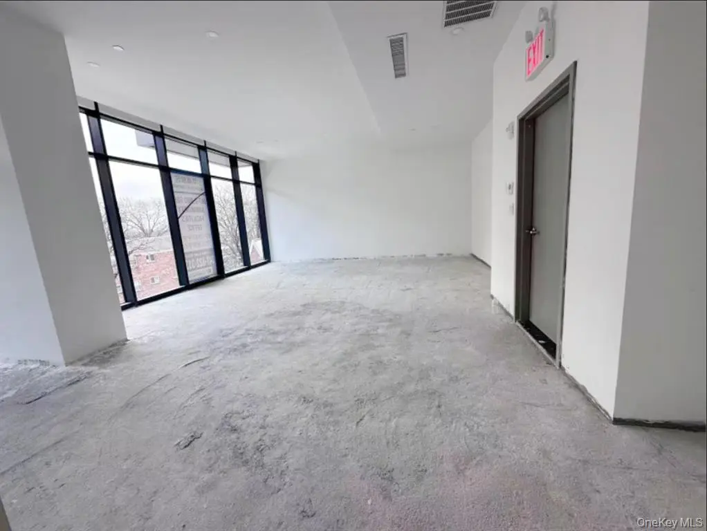 Flushing MLS#1042483 property listing photo 5