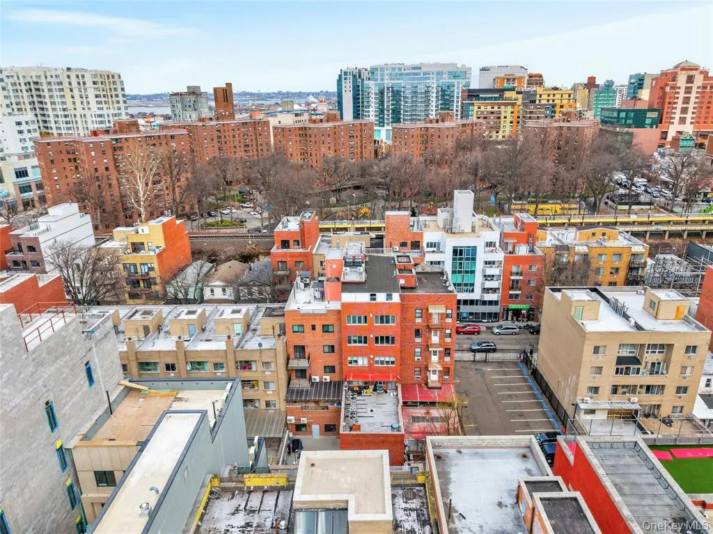 MLS#977540 Flushing 房源照片 4 / listing photo 4