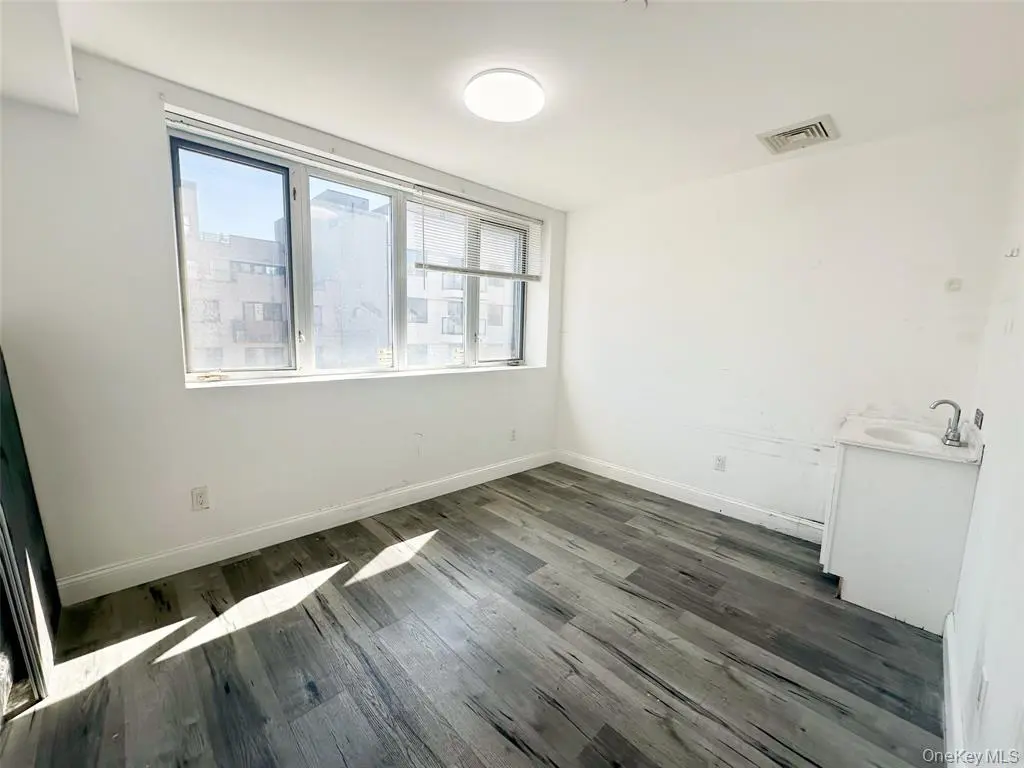MLS#977540 Flushing 房源照片 12 / listing photo 12