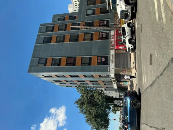 MLS#1022273 Flushing 房源照片 1 / listing photo 1