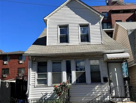 Flushing MLS#1019099 property listing photo 1