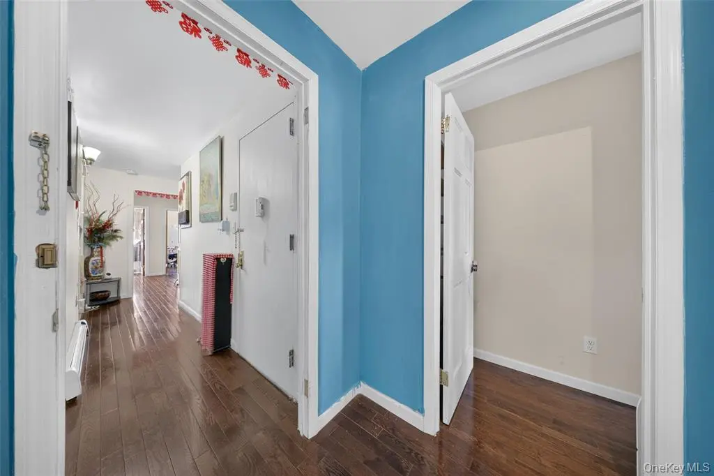 Flushing MLS#1038301 property listing photo 2