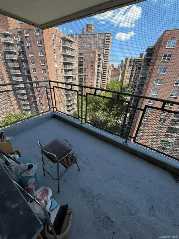 Flushing MLS#1016106 property listing photo 2