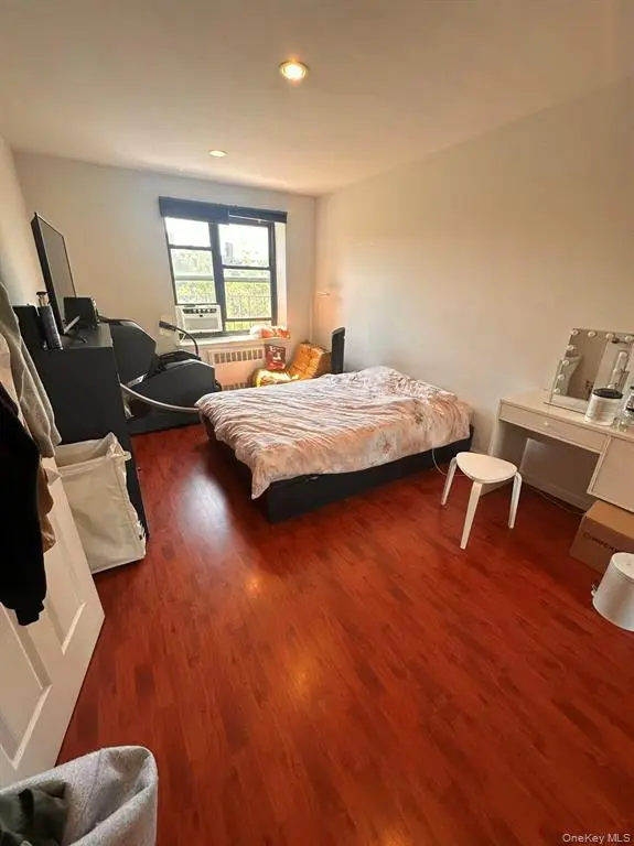 Flushing MLS#1002021 property listing photo 17