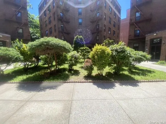 Flushing MLS#1009410 property listing photo 2