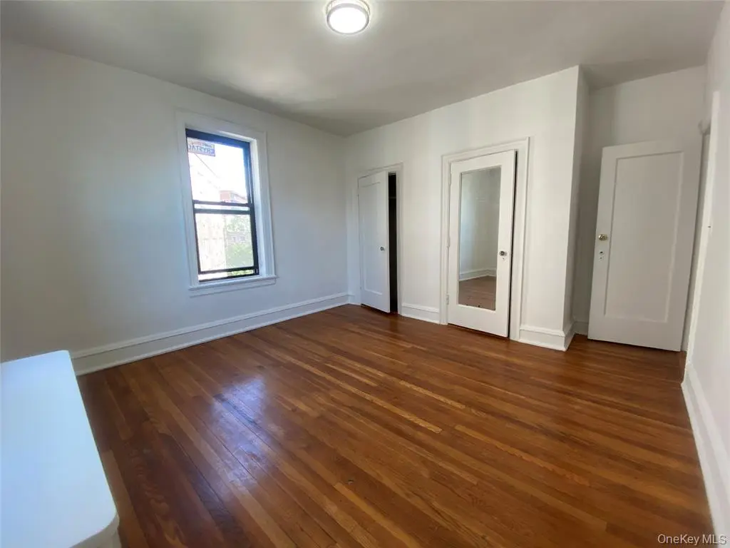 Flushing MLS#1009410 property listing photo 11