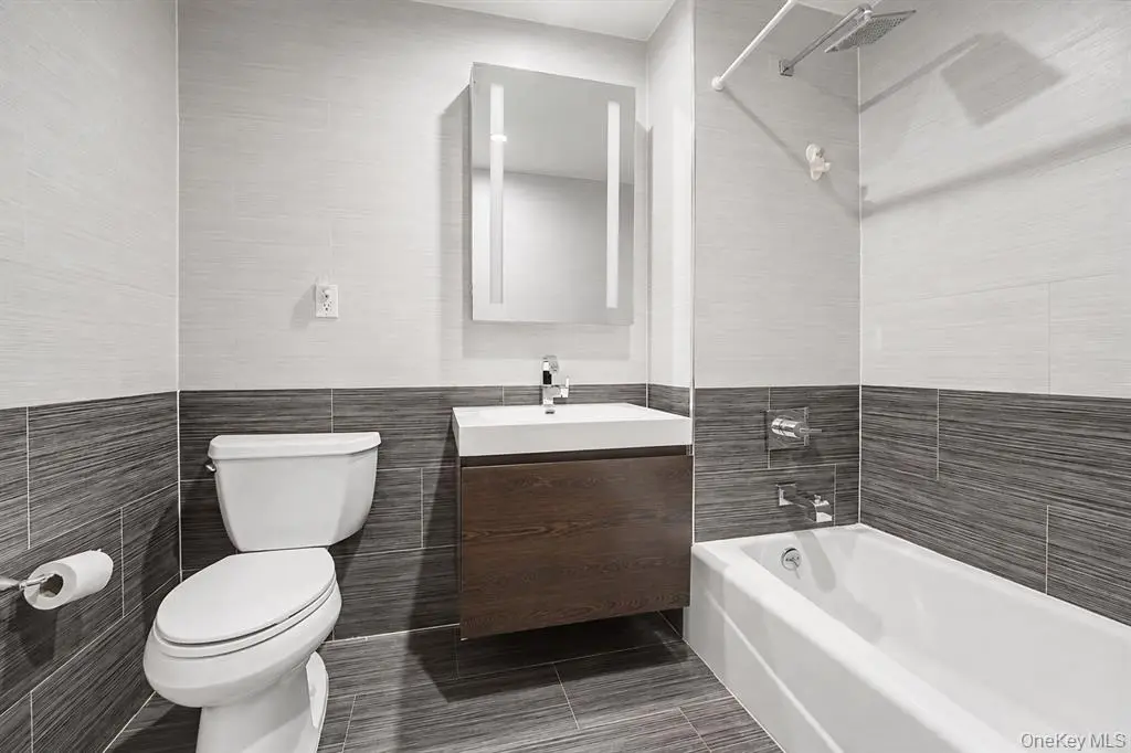 Flushing MLS#1035261 property listing photo 7