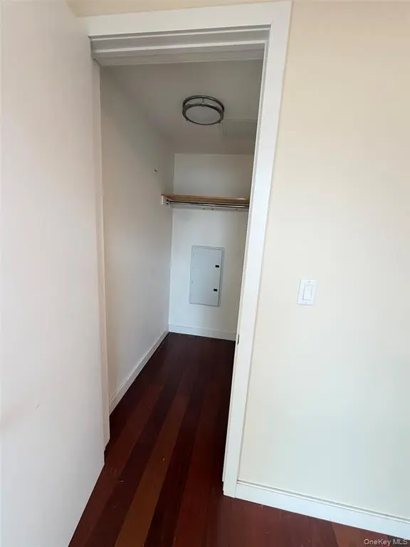 Flushing MLS#1033176 property listing photo 11