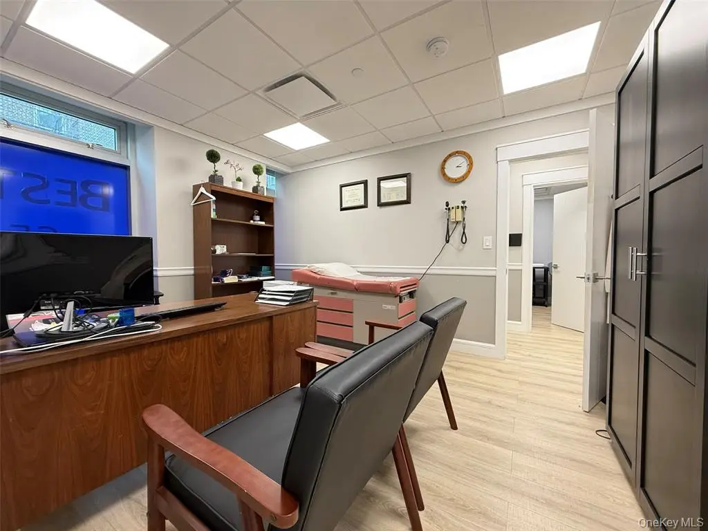MLS#979096 Flushing 房源照片 2 / listing photo 2