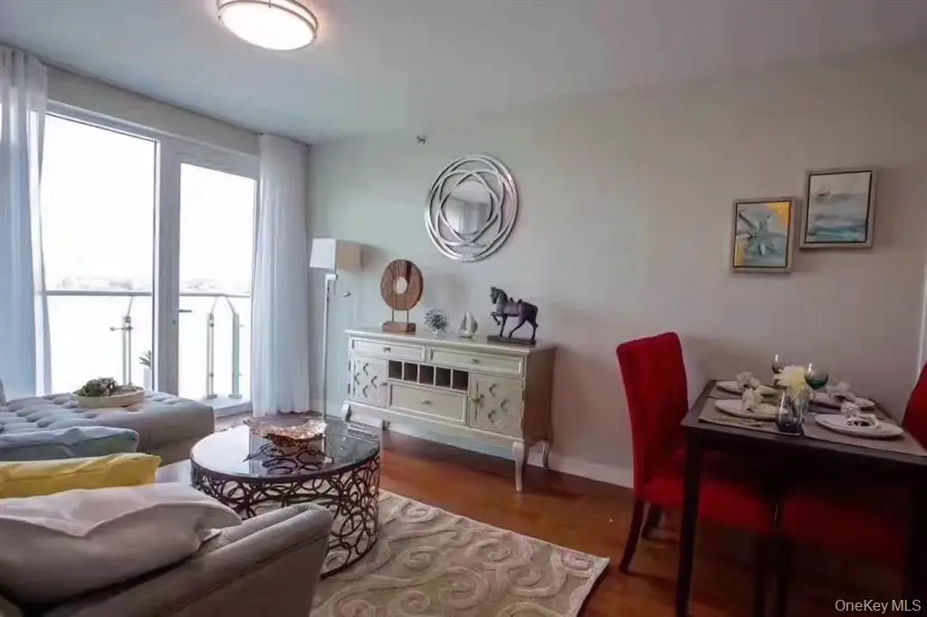 Flushing MLS#1011749 property listing photo 4