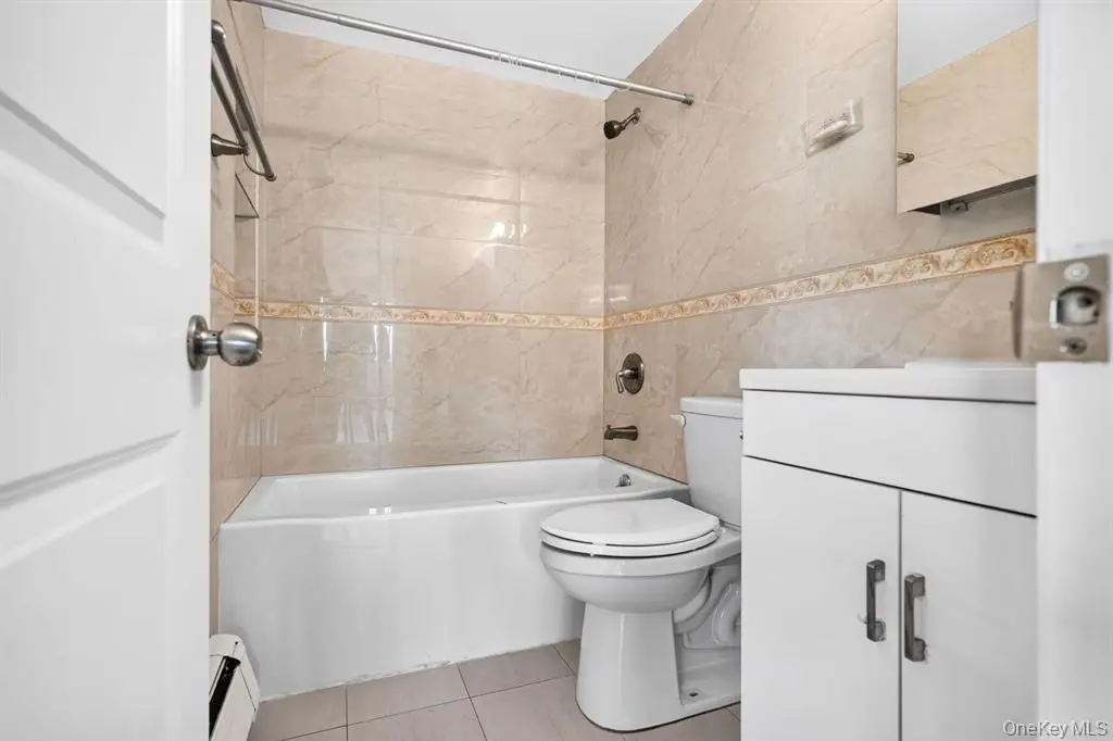 Flushing MLS#1036189 property listing photo 14