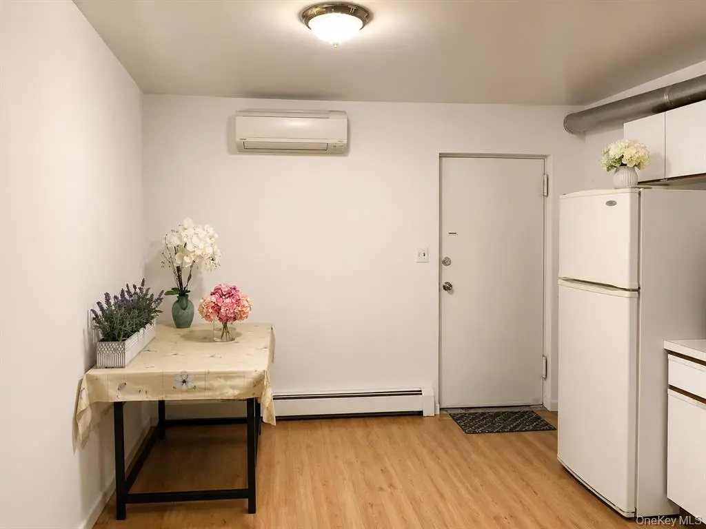 MLS#1041727 Flushing 房源照片 2 / listing photo 2