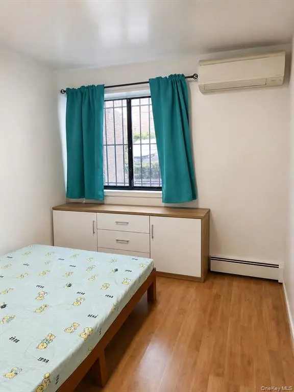 MLS#1041727 Flushing 房源照片 3 / listing photo 3