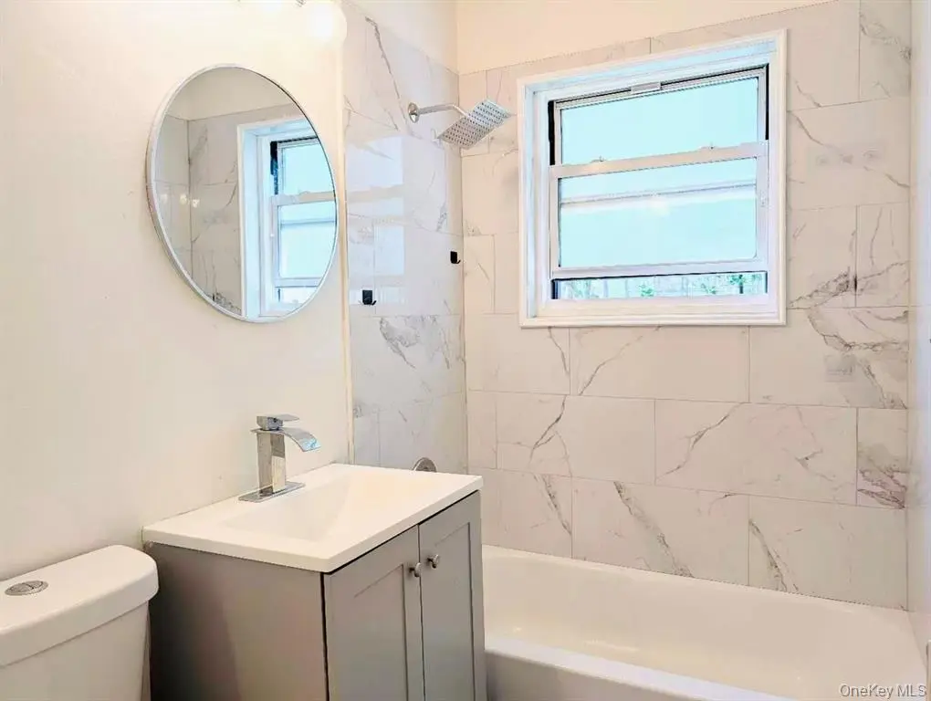 Flushing MLS#1021013 property listing photo 3