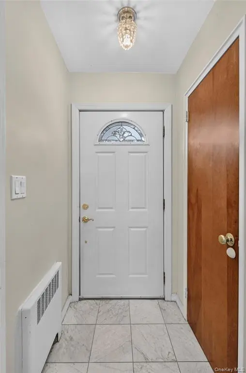 Flushing MLS#1038004 property listing photo 3