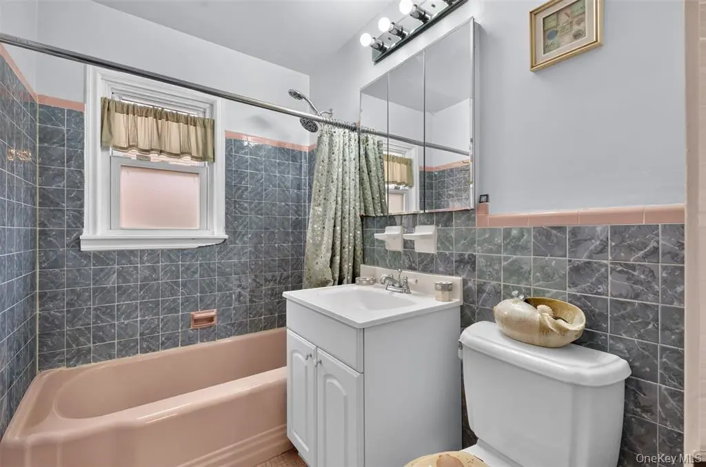 Flushing MLS#1038004 property listing photo 20