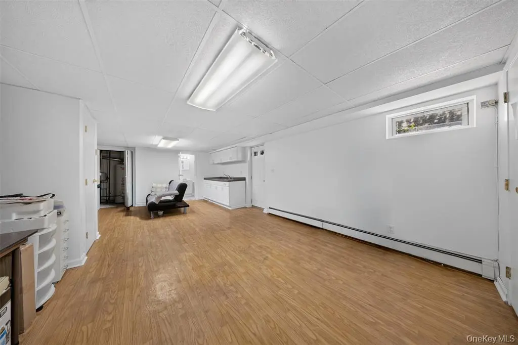 Flushing MLS#1038004 property listing photo 24