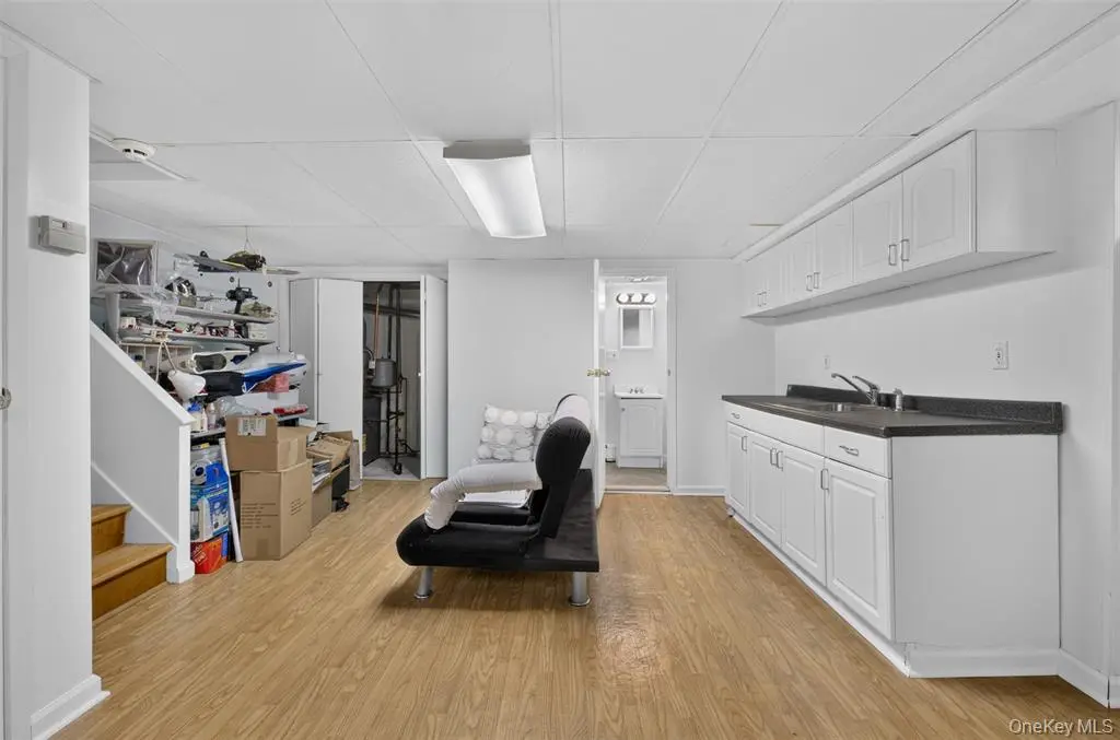 Flushing MLS#1038004 property listing photo 25