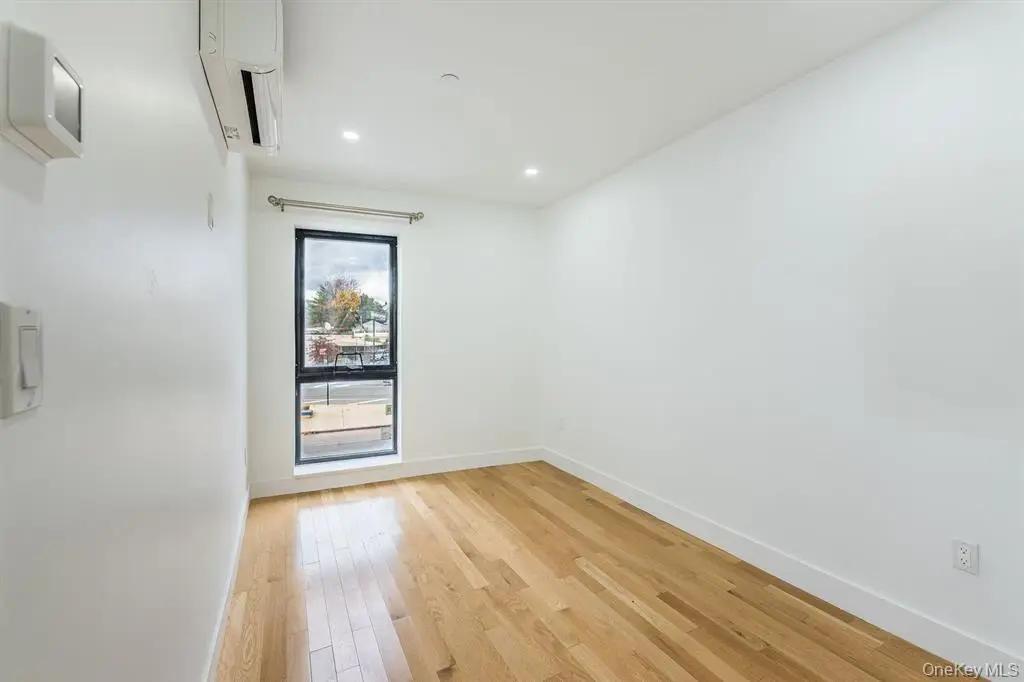 MLS#942483 Flushing 房源照片 16 / listing photo 16