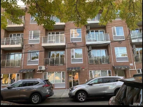 MLS#974518 Flushing 房源照片 1 / listing photo 1