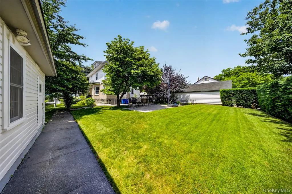 Flushing MLS#1010652 property listing photo 38