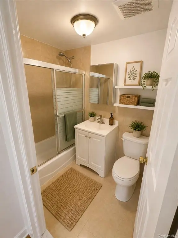 Flushing MLS#1002033 property listing photo 4