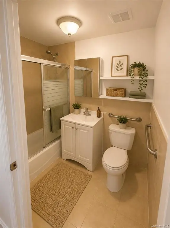 Flushing MLS#1002033 property listing photo 9