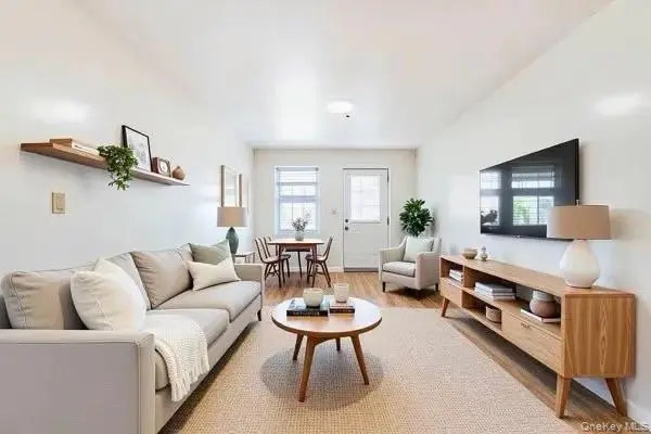 Flushing MLS#1004657 property listing photo 2