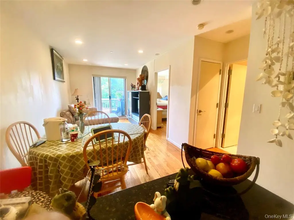 Flushing MLS#1031865 property listing photo 16