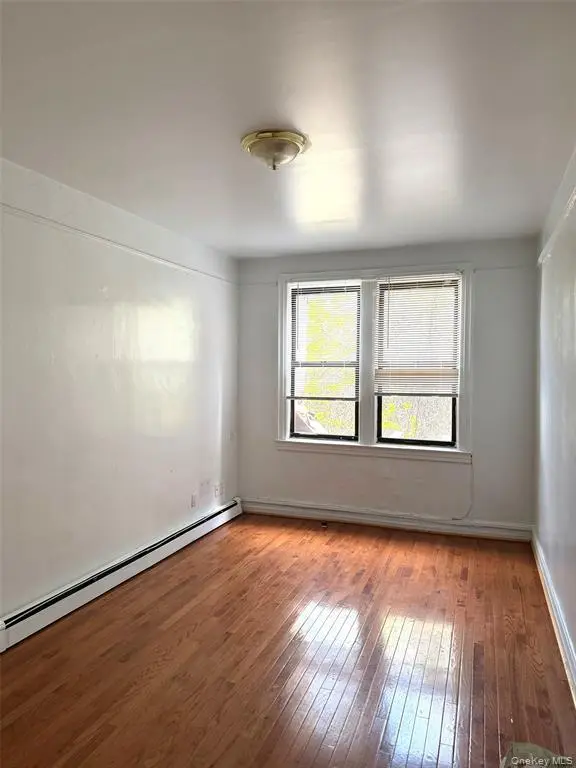 MLS#997187 Flushing 房源照片 4 / listing photo 4