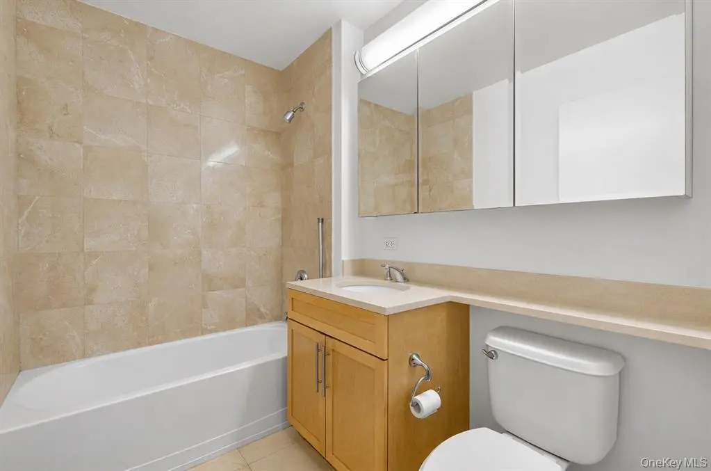 Flushing MLS#1040287 property listing photo 15