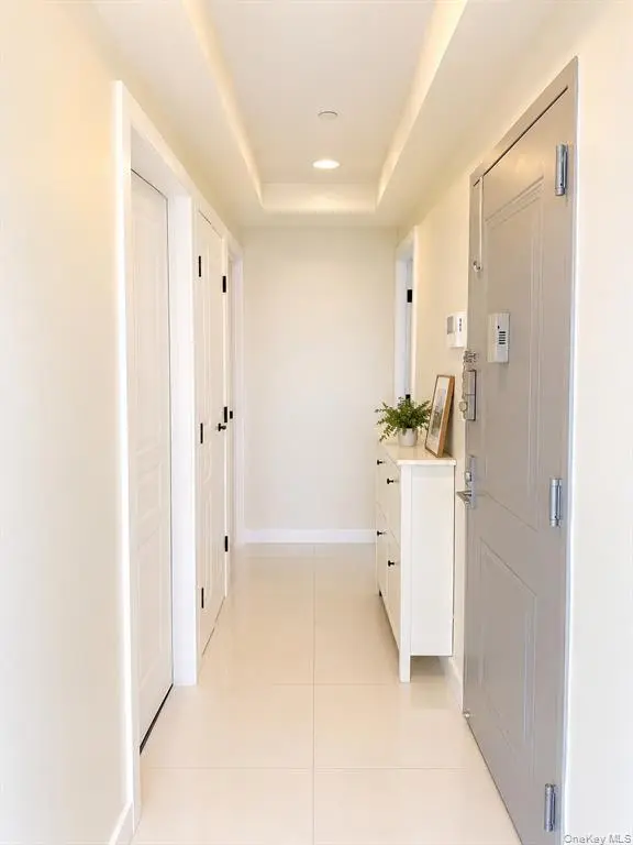Flushing MLS#1012518 property listing photo 4