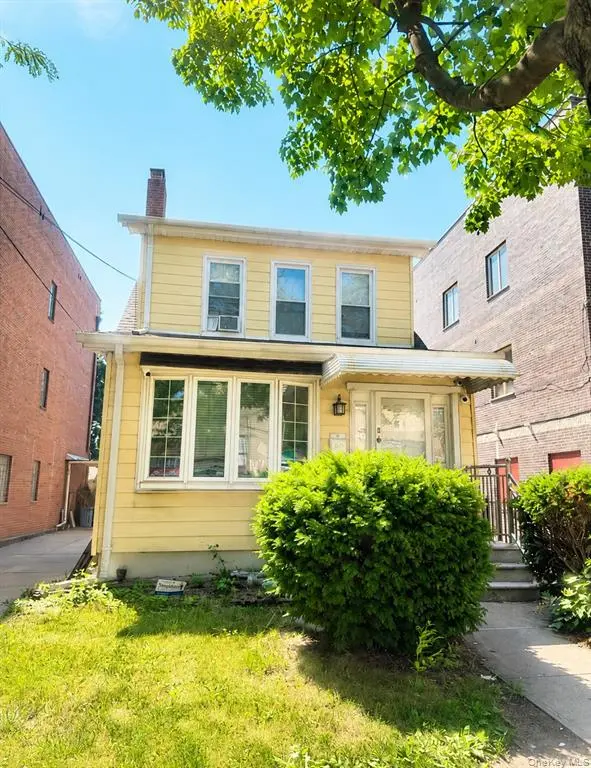 Flushing MLS#1032273 property listing photo 1
