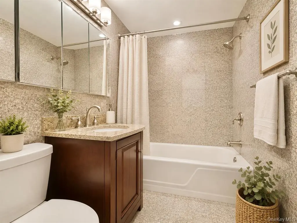 Flushing MLS#1012506 property listing photo 5