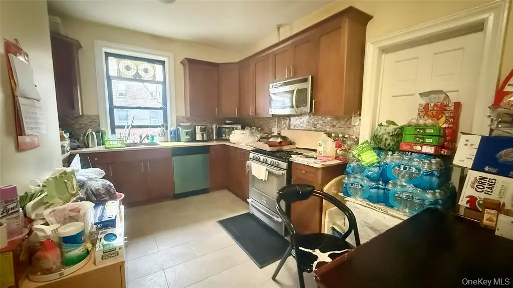 Flushing MLS#985844 property listing photo 7
